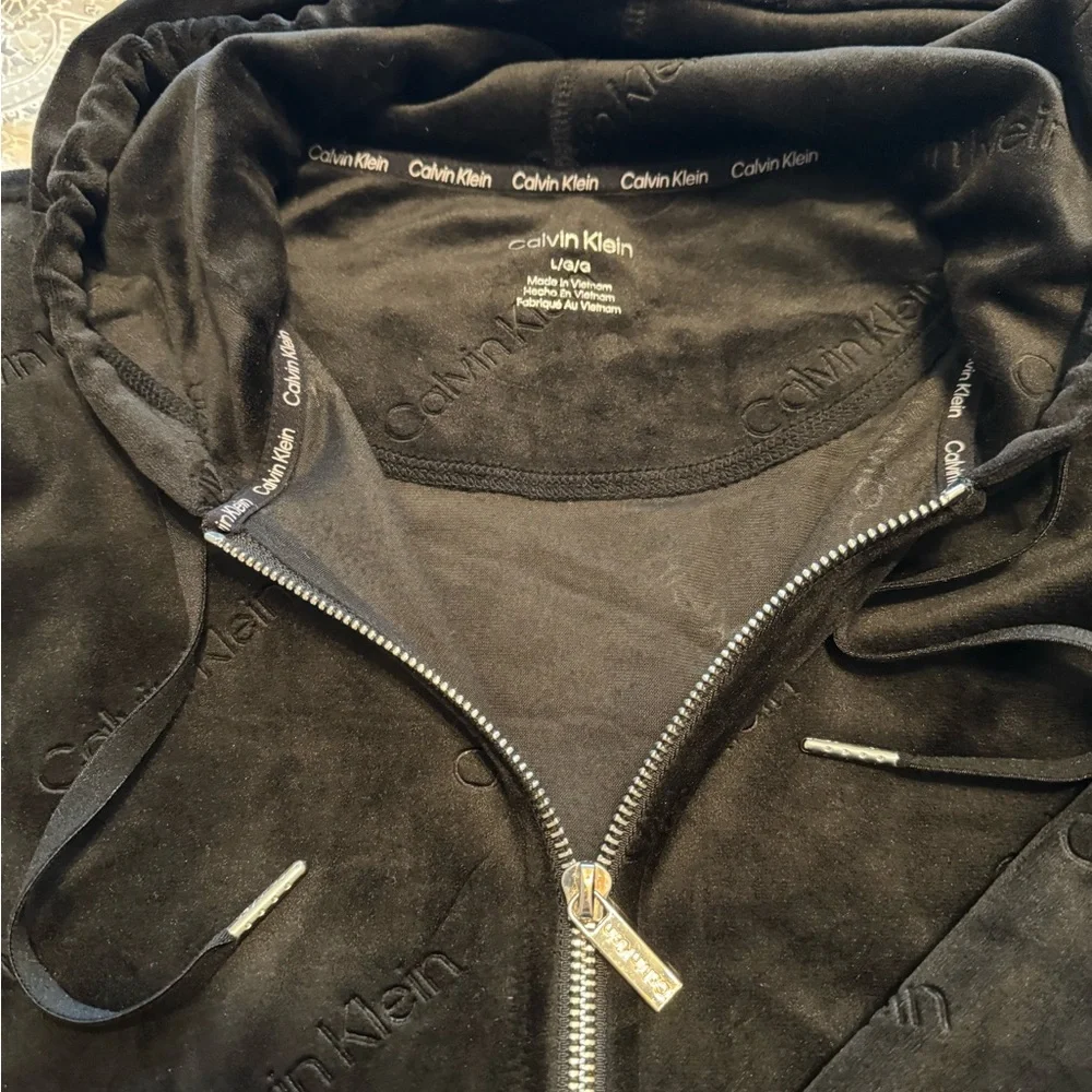 CALVIN KLEIN Black Velour Tracksuit Set. Perfect condition. - Picture 6 of 6